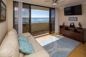 Sunroom overlooking Bay