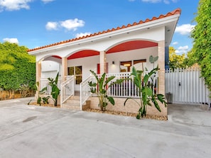 Welcome to Villa Ciao Bella