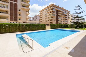 Nice complex gated and with pool