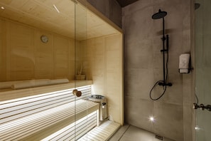 Sauna room with a rain shower!