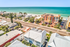 Redington Beach Townhouse Across from the Beach