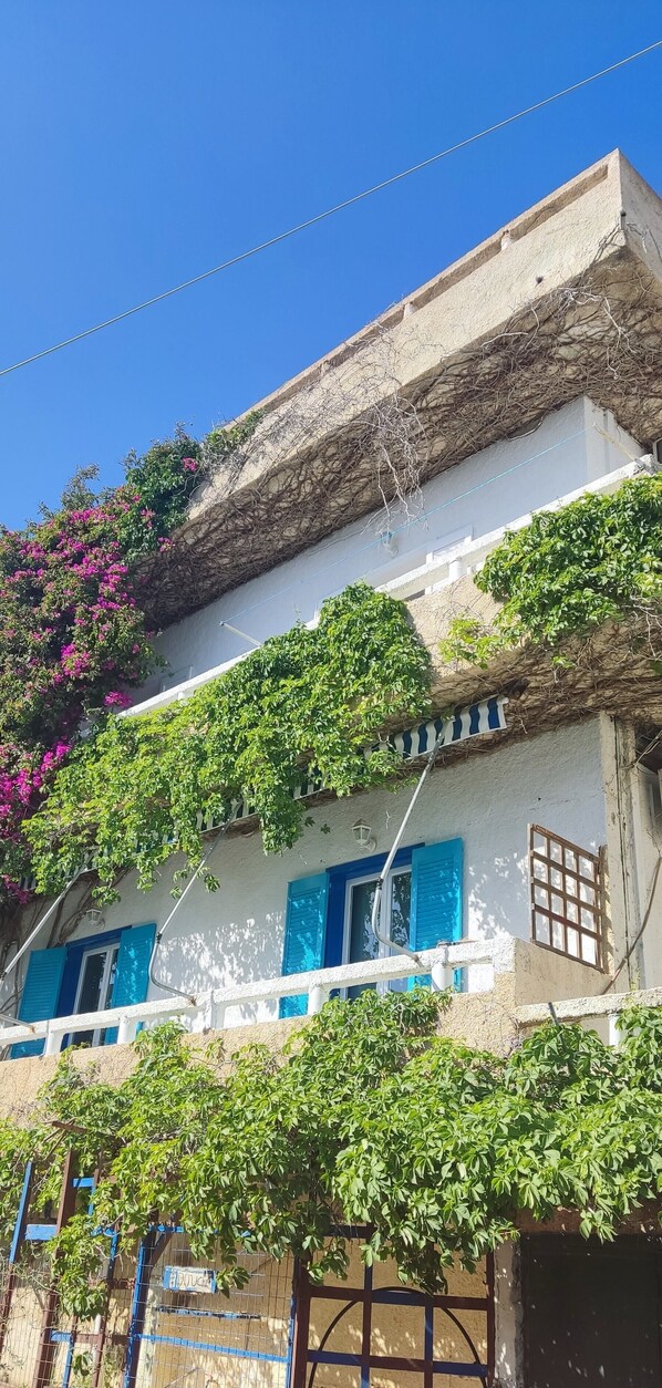 Façade de l'appartement avec son balcon