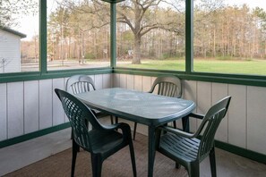 Screened in porch