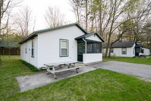 Cottage #9 features two bedrooms and two full baths.