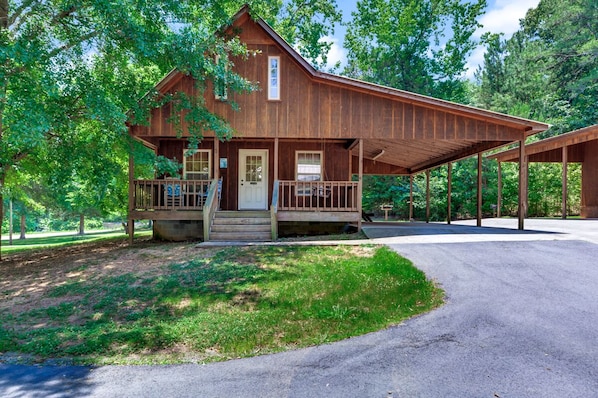 This is Cabin #1 at Fisherman's Landing that includes a boat shelter!