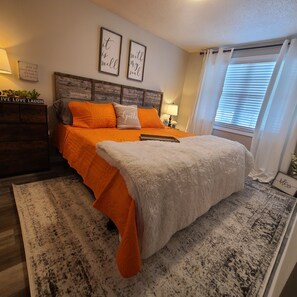 Master bedroom  king  bed