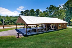 Enjoy your dinner on one of the picnic tables or just come hang out!