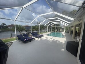 Huge Lani
