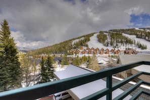 Balcony views of Andesite