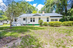 Remodeled 1935 home on 1.3 acres