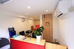 Reception desk