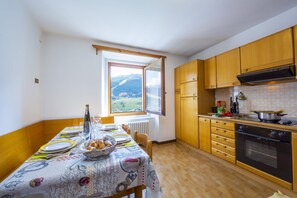 Kitchen and dining area