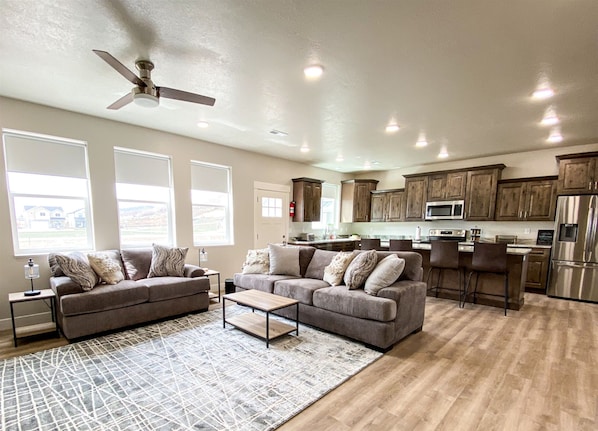 Family Room/ Kitchen