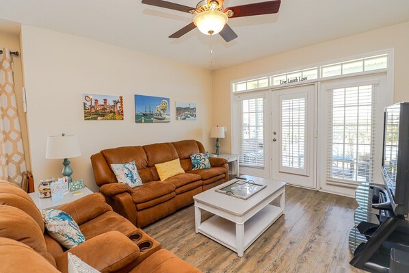 St. Augustine Beach Rentals Living Room