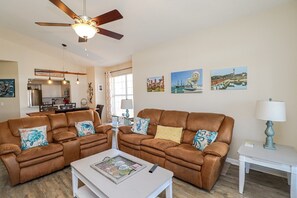 St. Augustine Beach Rentals Living Room