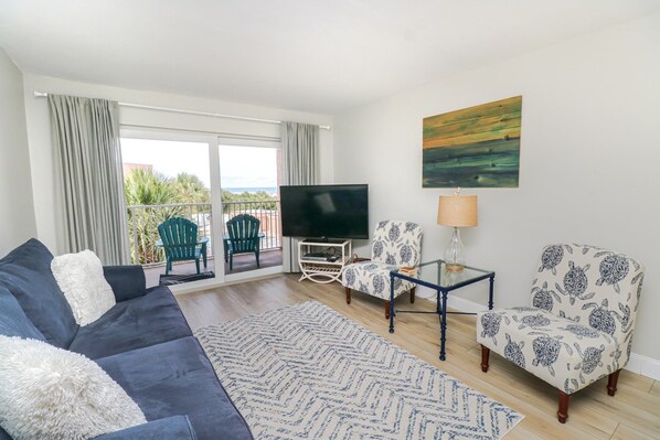 St. Augustine Beach Rentals Living Room