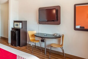Unit with 2 Queen beds