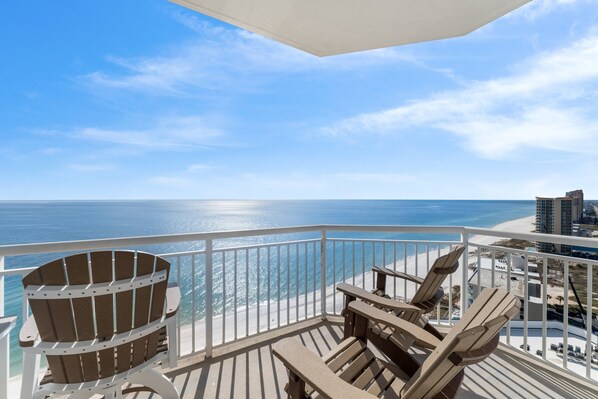 Welcome to Palacio Penthouse 1903!