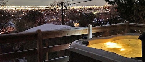 Best Hot Tub View in the Valley! Overlooking Salt Lake City lights.
