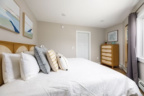 "Excellent stay. Fantastic location. Extremely clean. Very comfortable bed. "
-Jessica, April 2023