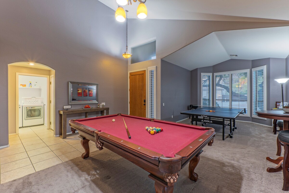 PERFECTION: Boulder Mt Highlands, Golf & Trails, Quiet, Htd POOL, Fire Pit, TVs All BRs, Game Tables