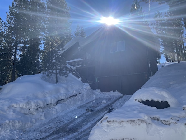 Skidåkning och snöaktiviteter