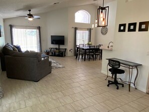 LivingRoom3.jpeg