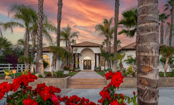 A Mediterranean-style estate in the heart of Temecula Wine Country
