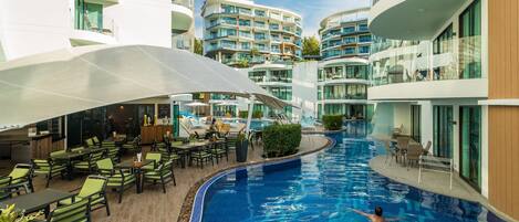 Seaview studio @Twin Sands-walk to Tri Trang beach (9112)