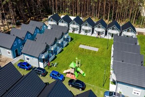 Außenseite Ferienhaus [Sommer]