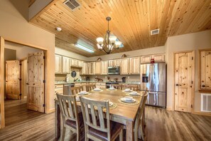 Dining Room Table with seating for 8!