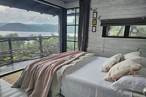 Wake up to enchanting views of the beautiful Pagasitic Gulf.