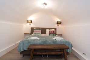 Bedroom (souterrain)