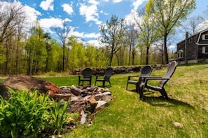 Create lasting memories with family and friends in our inviting outdoor space, featuring ample seating, and a cozy ambiance
