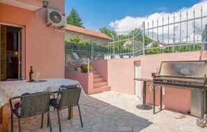 balcony-terrace