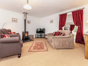 Cwtch Lloi - Solva Holiday Cottages, Llandeloy, near Haverfordwest