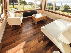 Sun room | Hilbre, Inverarary