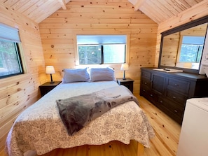 master bedroom, mini slipt unit for AC or Heat