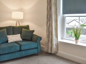 Living area | Ty Ni, Bala