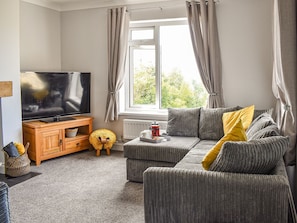 Living room | Bryn Derwen, Harlech