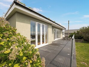 Awelfryn, Pwllheli