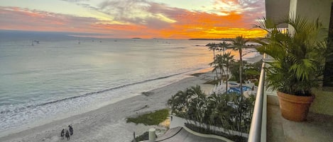 Gorgeous sunset view from the oversized balcony
