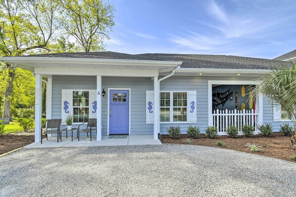 Ocean Isle Beach Vacation Rental | 2BR | 1BA | 800 Sq Ft | Step-Free Access