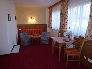 Hotel-Garni Landhaus Trenkenbach