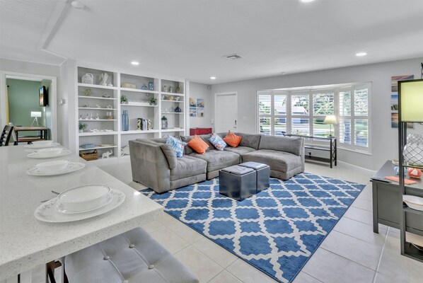 Expansive living room, ideal for gatherings