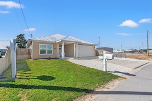 Front Yard - Welcome to 529 Christmas Tree, an exclusive vacation rental property in Panama City Beach