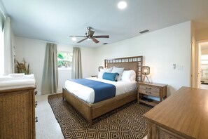 Master Bedroom with King Size Bed and Ensuite - spacious rooms! 