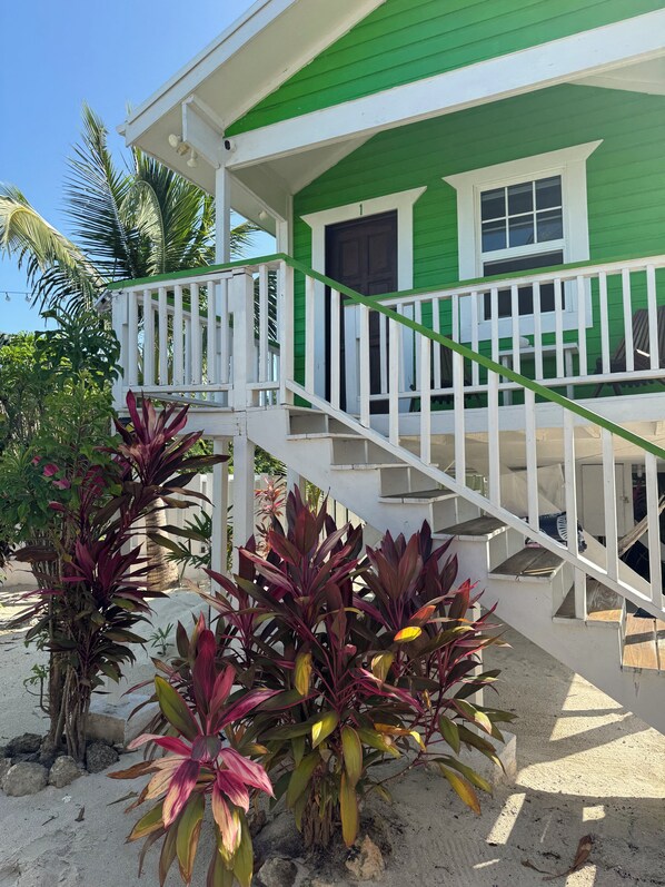 Green Cabana