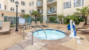 Club Wyndham Oceanside Pier Resort_4.jpg