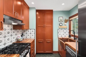 Fully stocked kitchen.